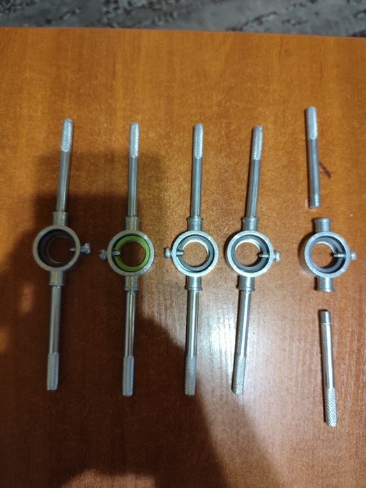 Плашкодержатели, метчикодержатели .Новые