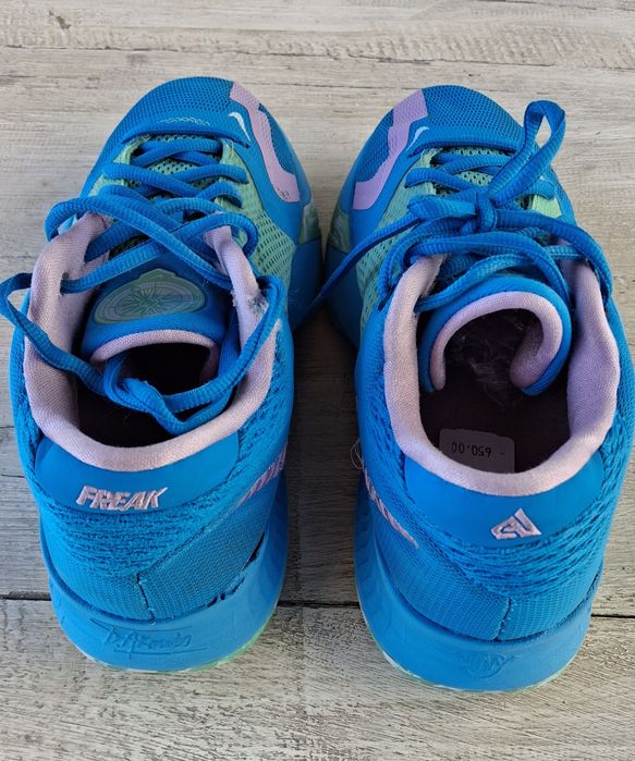 Кросівки NIKE FREAK(Найк) р.37.5