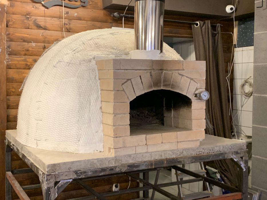 piec do pizzy opalany drewnem