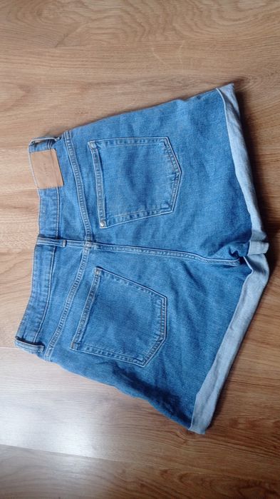 Shorty jeansowe damskie spodenki r. 42/XL H&M
