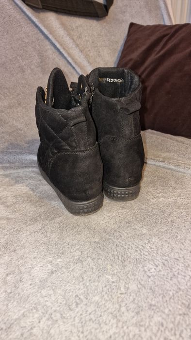 Botki 41 granatowe na koturnie