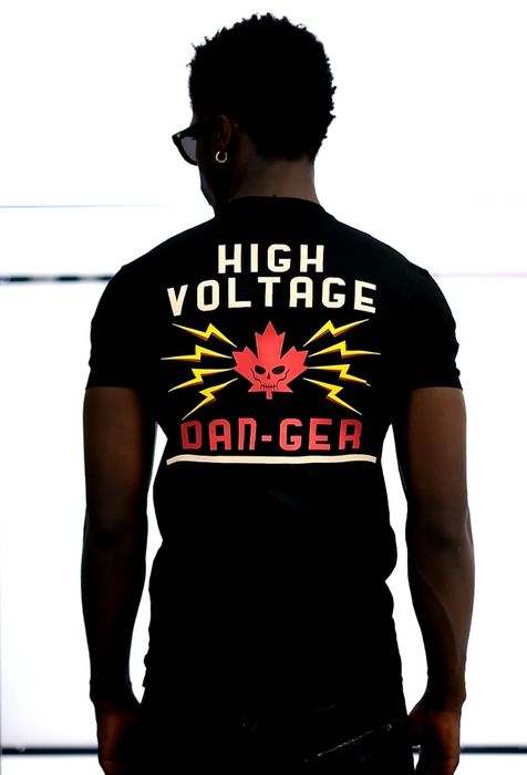 T-shirt excelente qualidade DSQ2