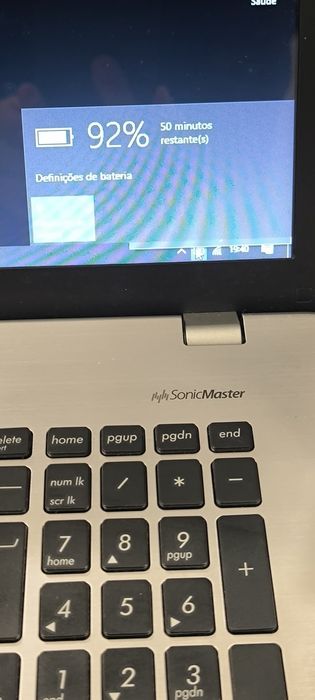 ASUS i7 17", 16GB RAM, 256GB SSD+1TB