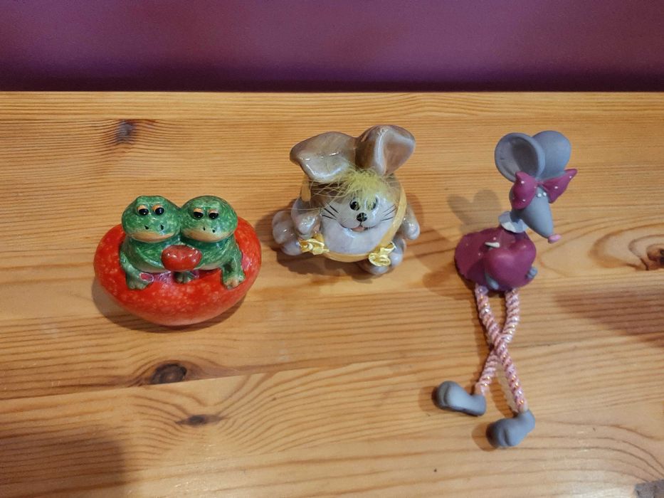 Figurka ceramiczna zając, mysz, żaby