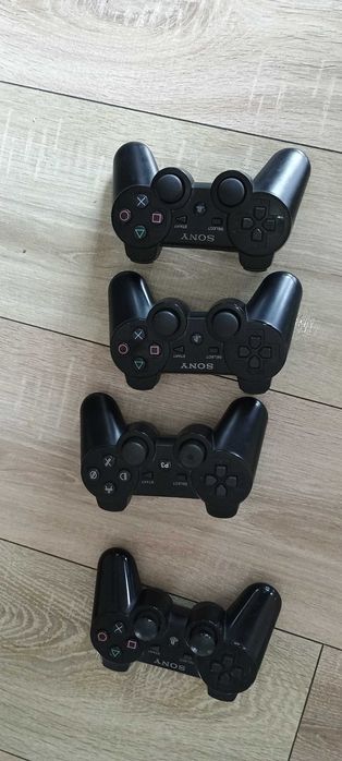 POTĘŻNY ZESTAW PS3 slim + 39 Gier + 4 Pady + MOVE