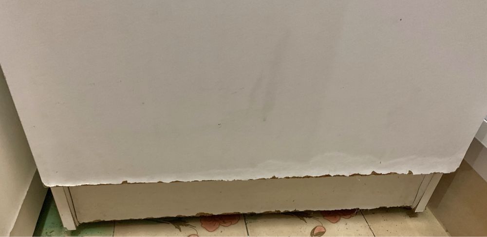 Móvel de WC com cesto integrado