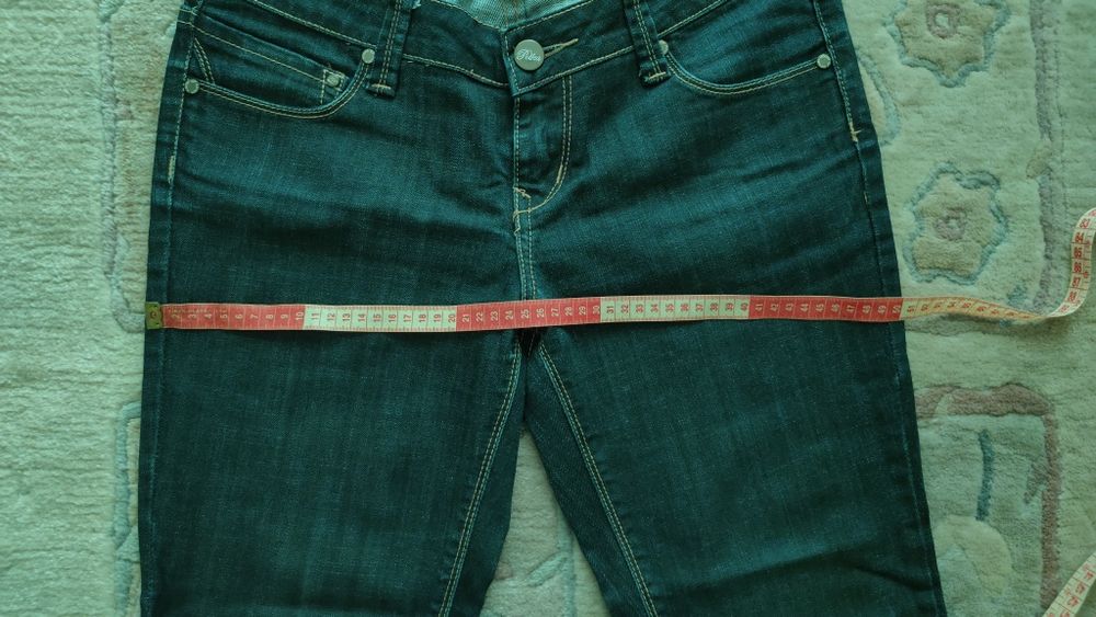 Spodnie jeansowe proste nogawki house of denim