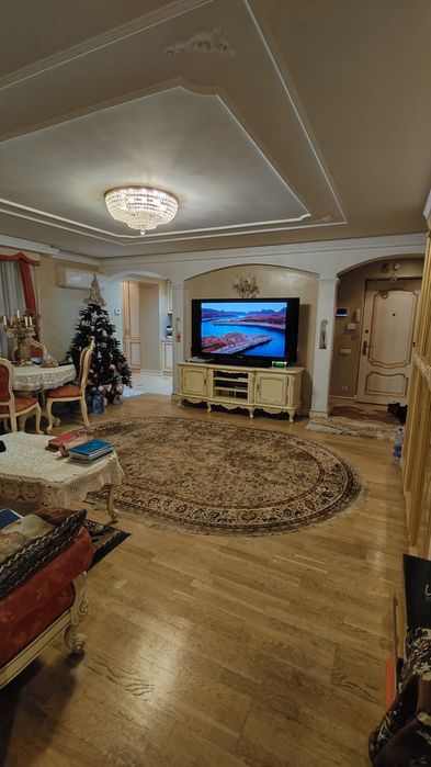 Шикарна квартира на проспекту Миру!