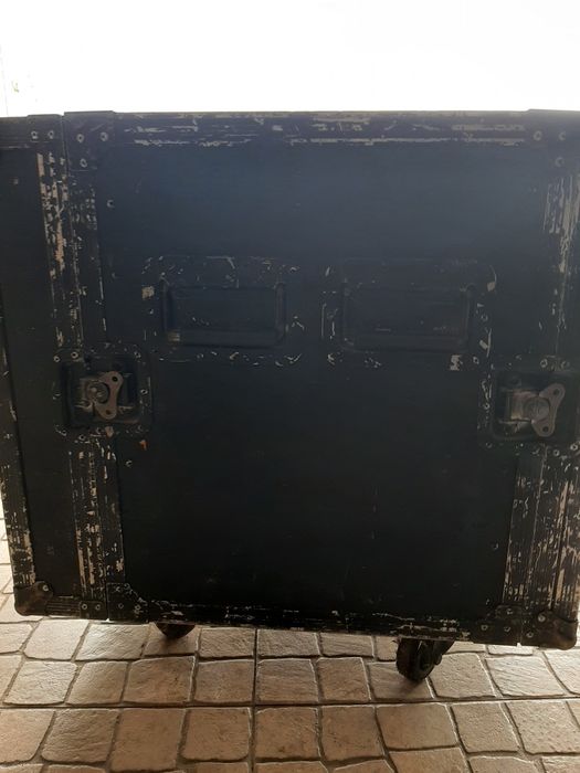 Rack usada com rodas