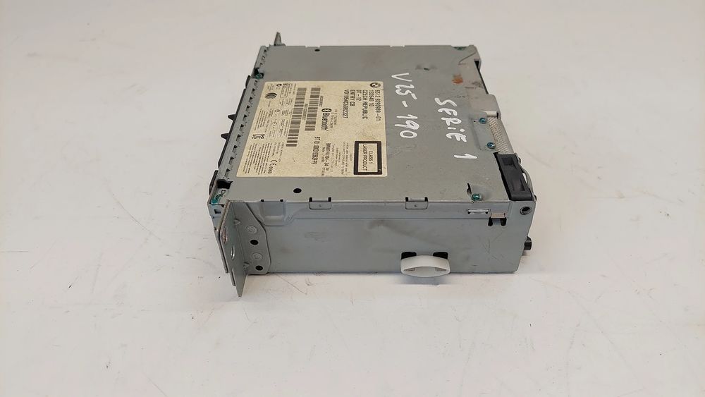Caixa / leitor CDs BMW 1 (F21)