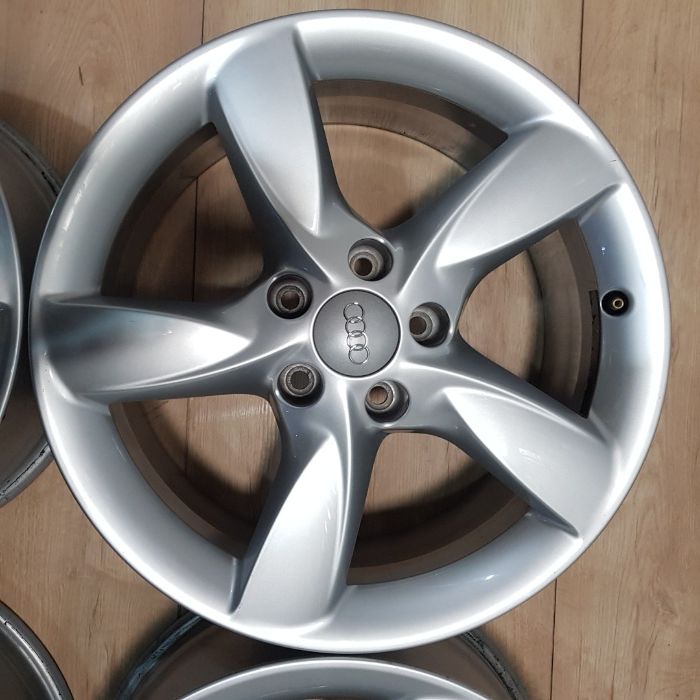 Диски Audi R17 5x112 A4 A6 VW Passat Jetta Golf Skoda Octavia Superb