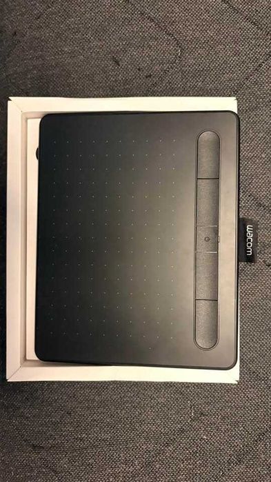 WACOM Intuos - Mesa Digitalizadora