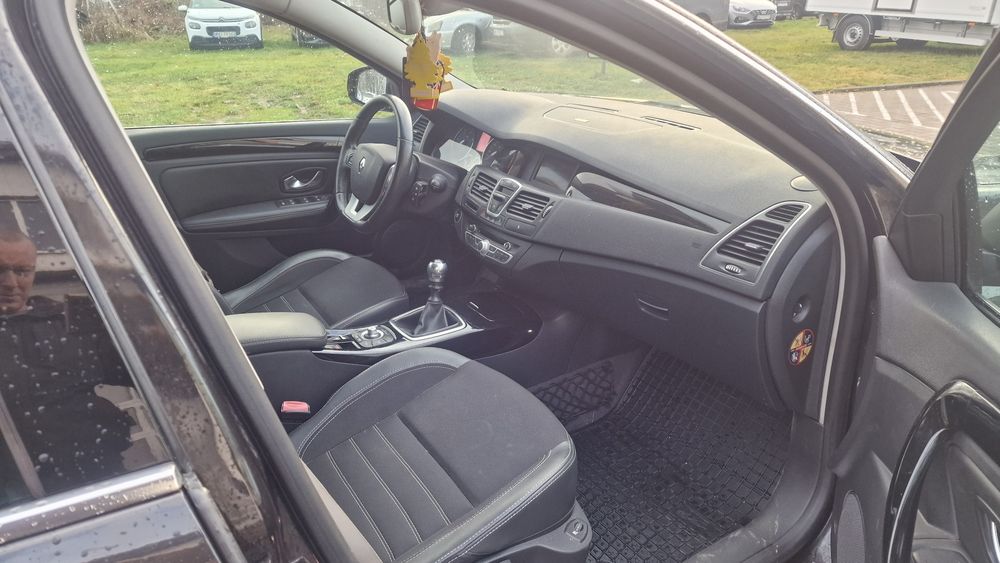 Renault laguna 3 2.0dci 210ps