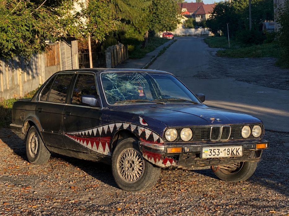 Продам бмв е30 318