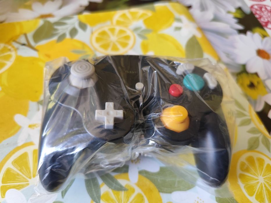 Nowy pad Nintendo Gamecube czarny