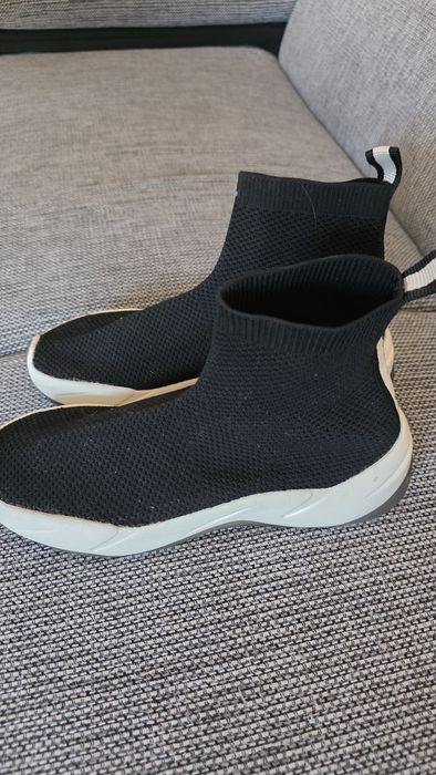 Buty Zara sneakersy wciągane 39