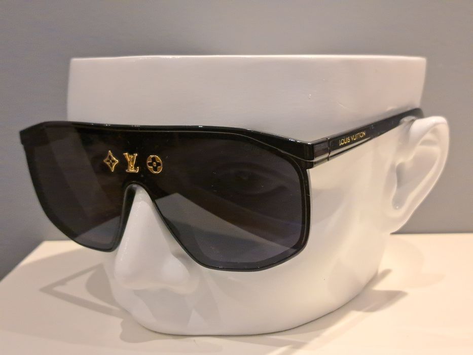*LOUIS VUITTON czarne nowe męskie okulary przeciwsłoneczne zlote logo