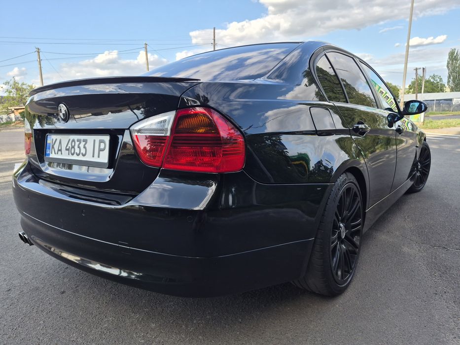 Продам  BMW 3 ( E90)