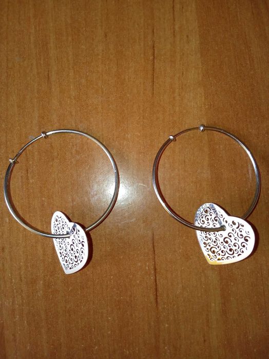 Srebrne kolczyki koła z sercami