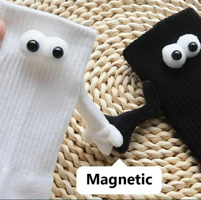 [NOVAS] Meias Magnéticas com Olhinhos