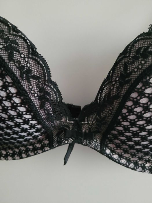 Intimissimi biustonosz stanik czarny biały koronka push-up Monica 75C