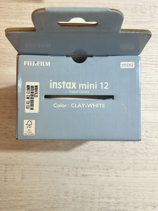 Aparat Instax Mini 12