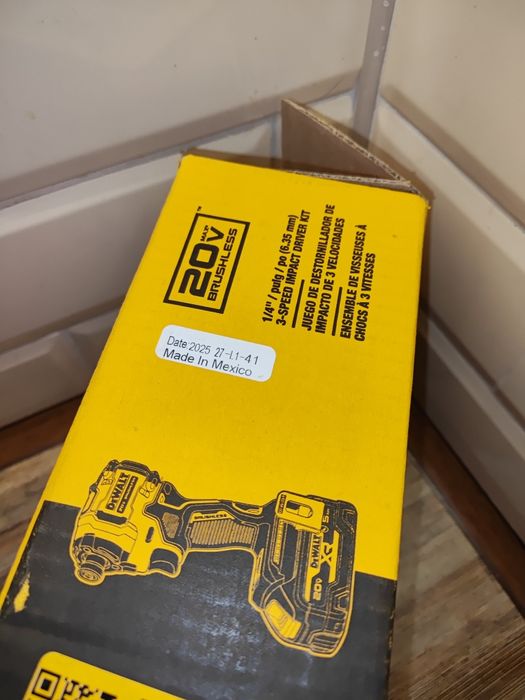 DCF850 Оригінал із США ( Мексика 2025 рік)