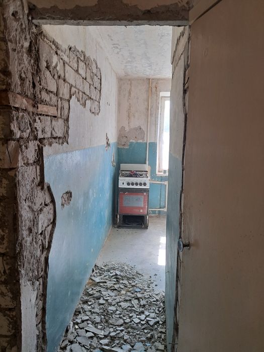 продам однокімнатні квартиру.