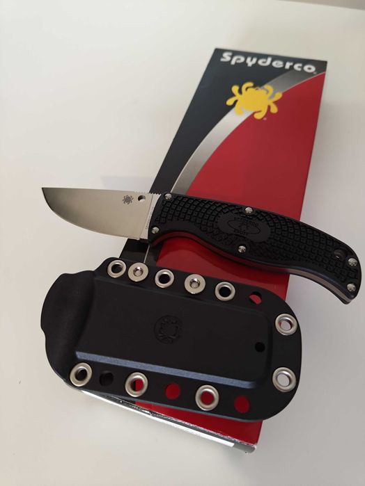 Nóż Spyderco Enuff FRN Black Clip Point Plain Made in Japan