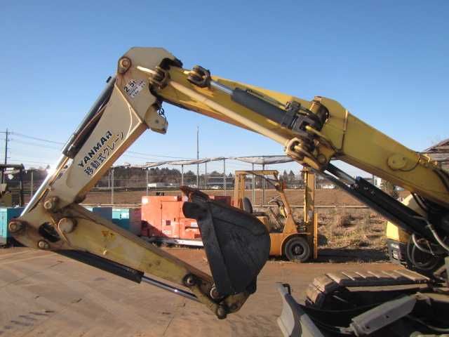 Экскаватор гусеничный Yanmar B7-5B