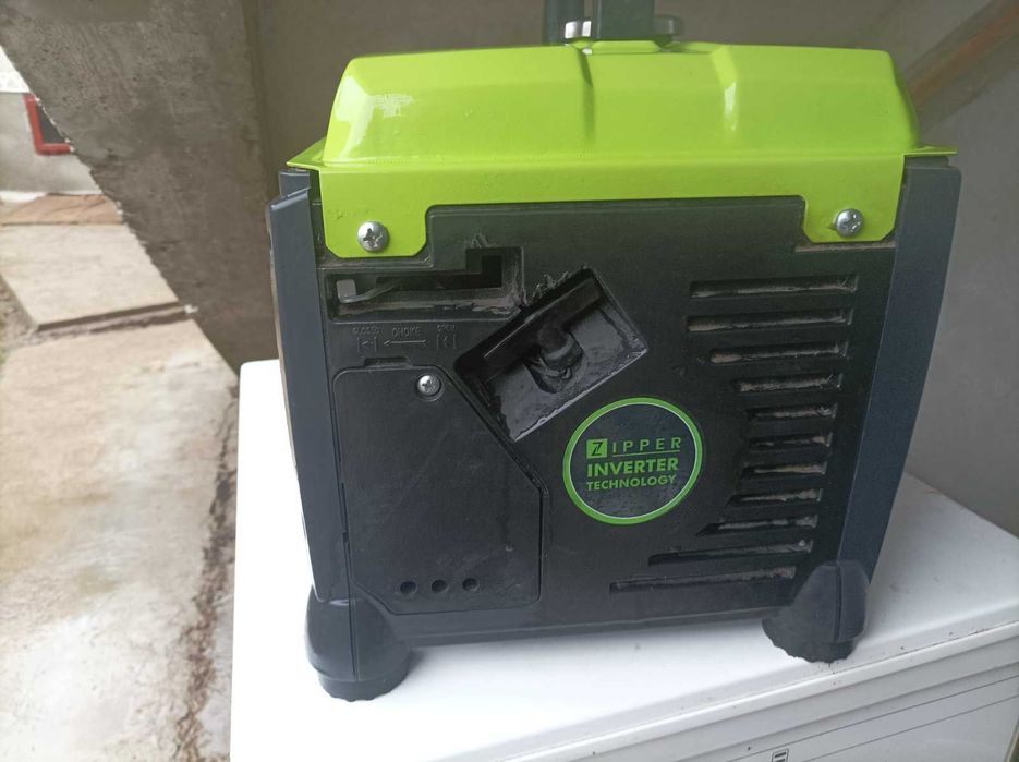 Інверторний генератор Zipper ZI-STE1100IV