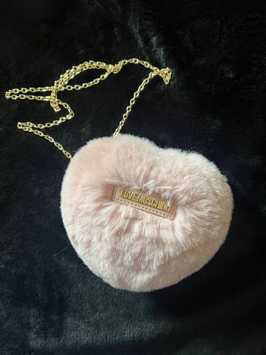Хутряна сумочка сердечко  Love Moschino оригінал
