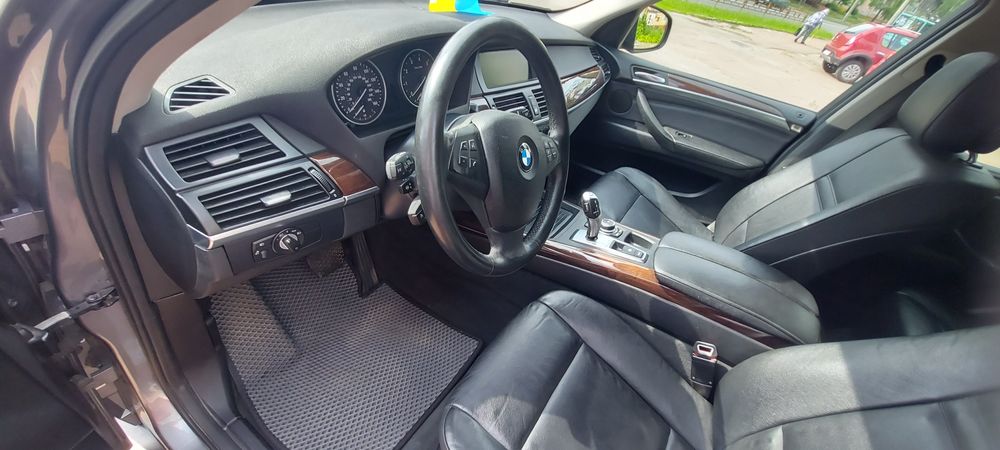 Продам БМВ Х5 Е70