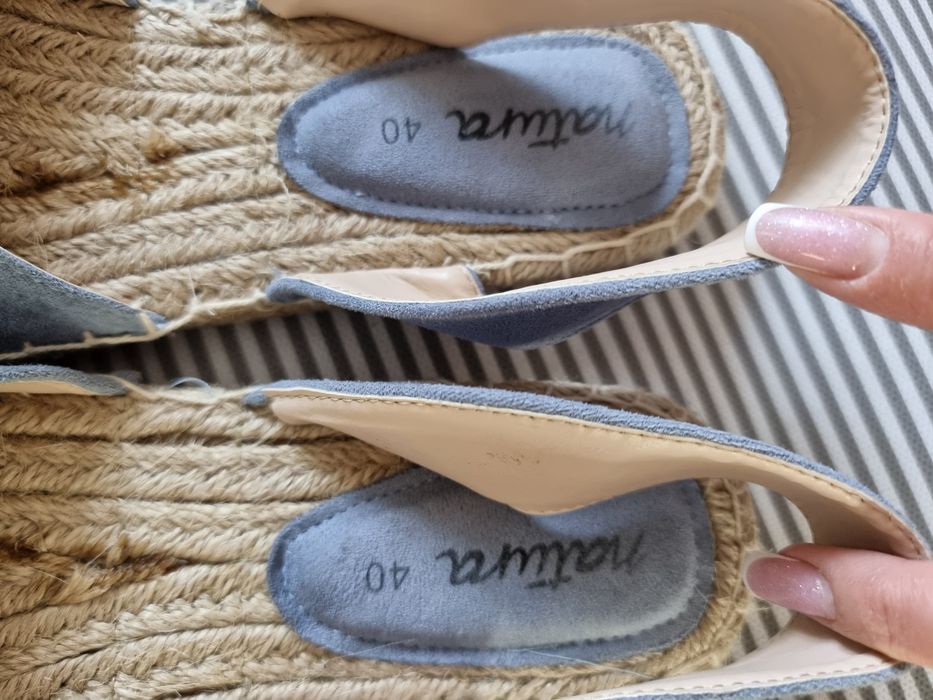 Ескадрильї, босоніжки