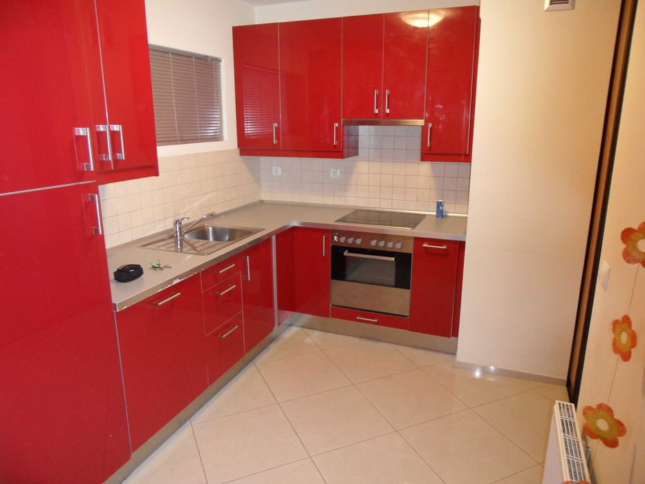 Oferuję do wynajęcia 2 pokojowe mieszkanie 50 m2, Kraków, ul. Pychowicka k. Zalew Zakrzówek /English