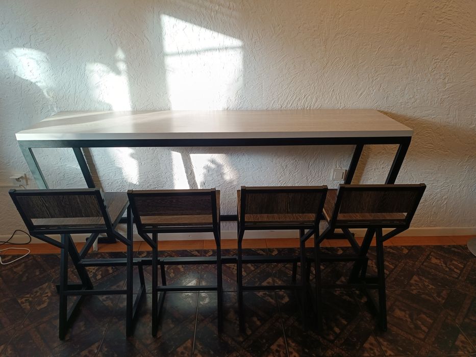 Продам стол для кафе