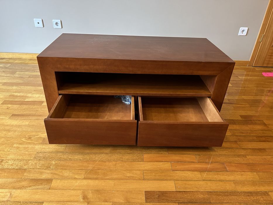 Móvel de Televisão com duas gavetas