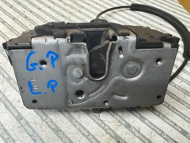 fiat grande punto zamek drzwi lewy przód 51797557
