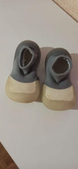 Дитячі тапочки з прорезиненою підошвою, пінетки