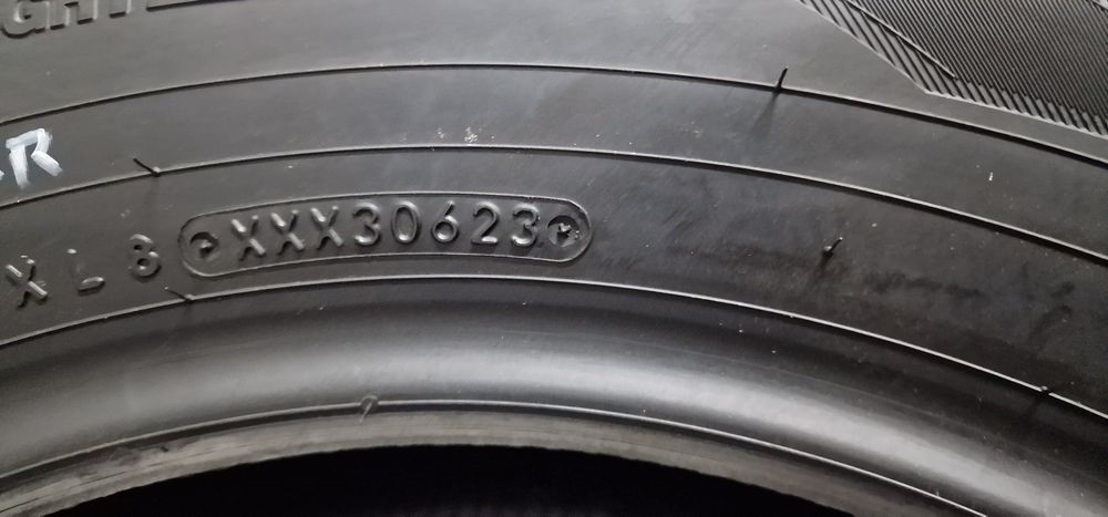 S23 1 x 235/65R17 Toyo Celsius AS2 108W XL opony wielosezonowe demo