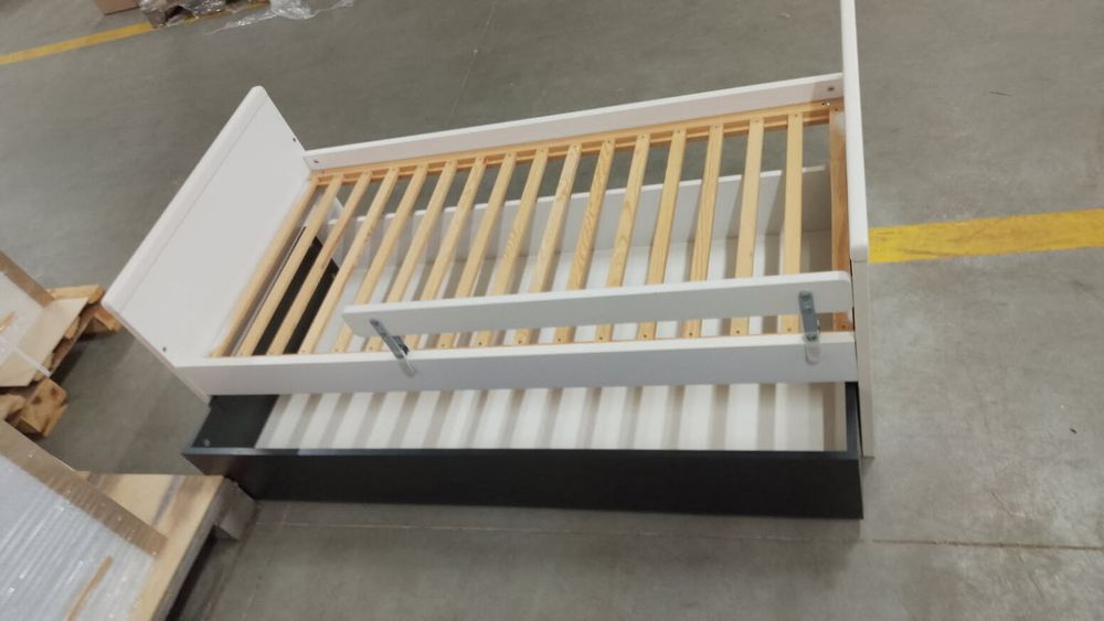 Komplet mebli dziecięcych VOX Young Users możliwy transport w cenie