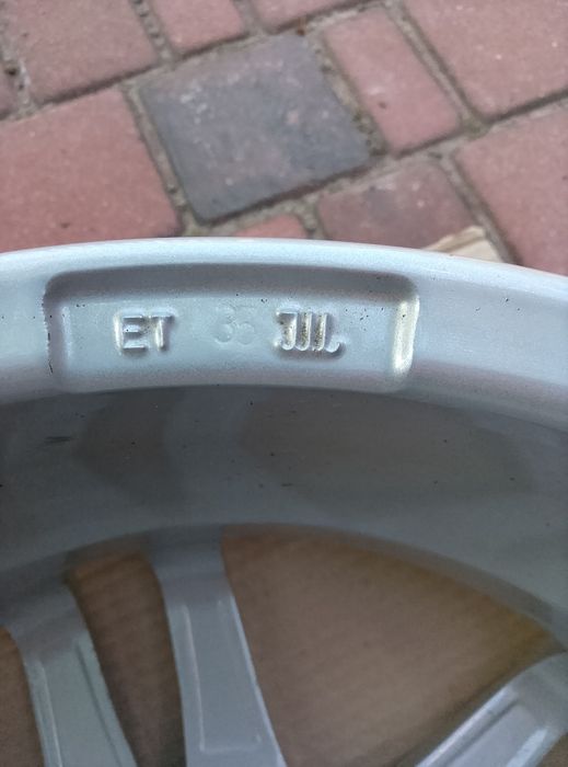 Продаю диски стан нових