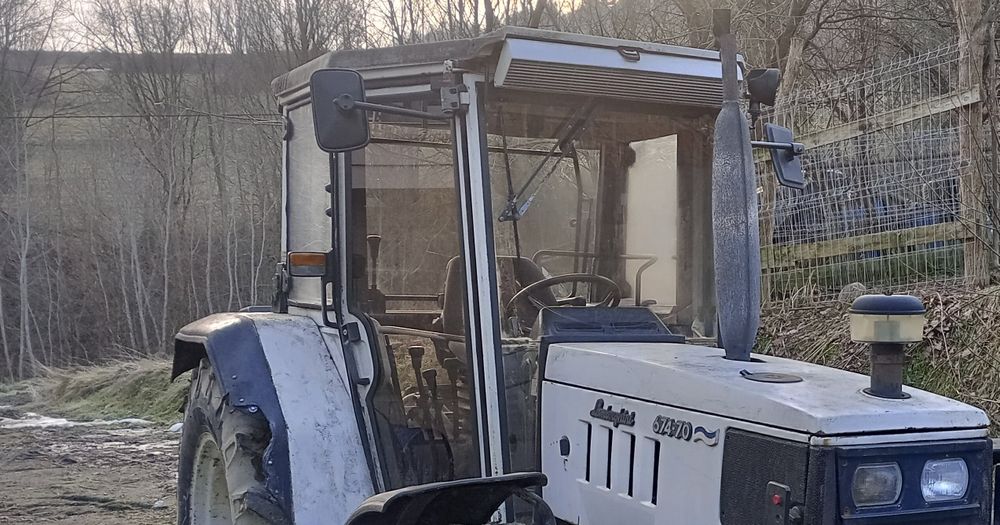 Kabina Lamborghini 674-70 Same Ferguson
