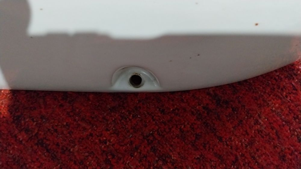 Saboneteira antiga 54x13cm + buchas e parafusos