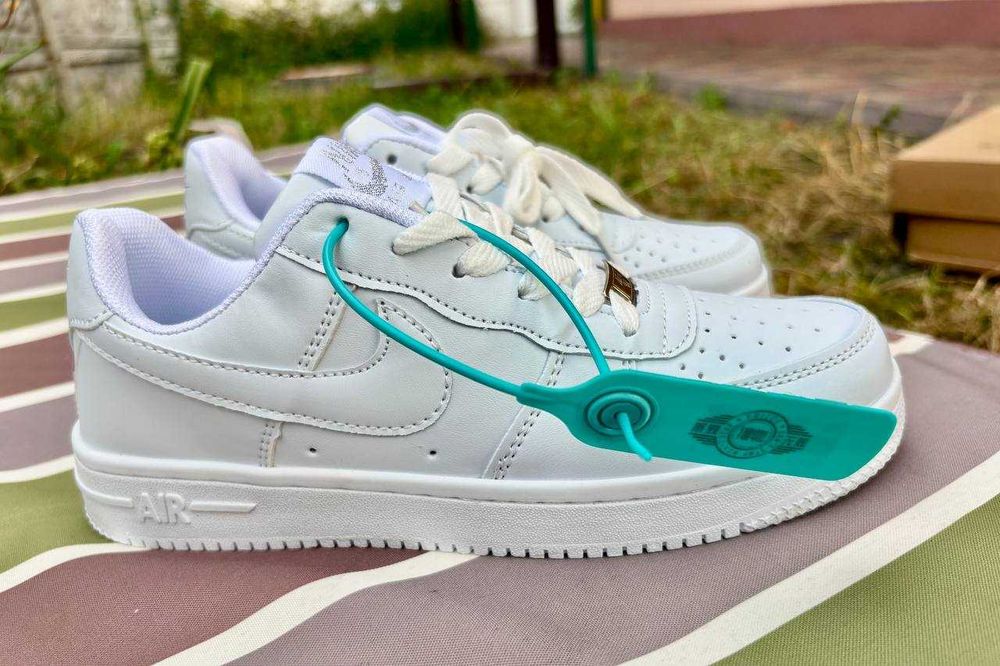 Кросівки Nike Air Force 1 — класичні білі кросівки 38, 39, 40, 41 розмір в наявності