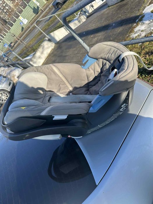 Fotelik cybex z bazą