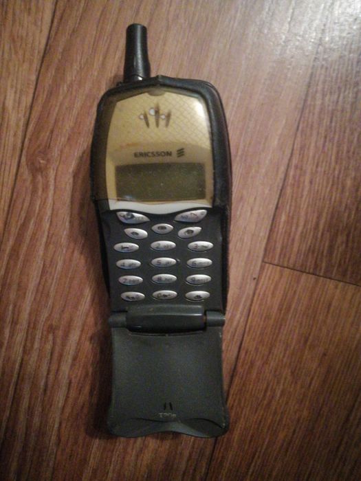 Телефони на запчастини однимлотом