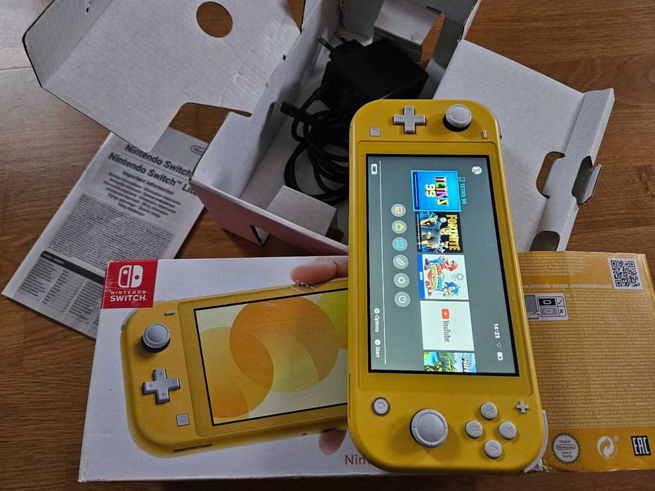Sprzedam Nintendo Switch Lite żółte