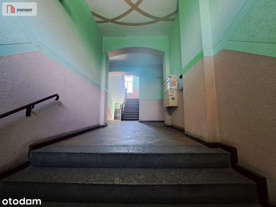 82 m2/4 pokoje/klimatyzacja/blisko Pkp