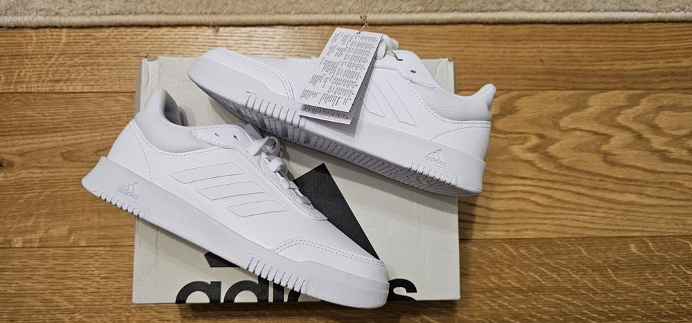 Nowe białe buty adidas 37 1/3